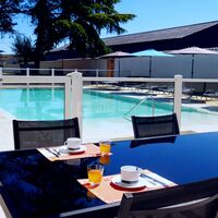 Le Trianon By Authentik Bistrot