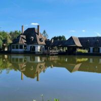 Manoir de la Sauldre - vue de l'étang principal