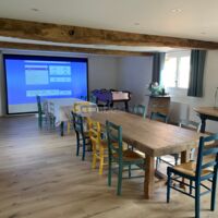 Espace travail modulable avec vidéoprojecteur