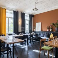 SALLE DE DROITE - REPAS ASSIS
