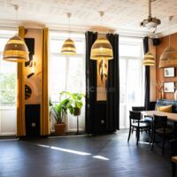 SALLE DE DROITE