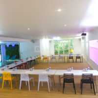 Salle en format U jusqu'à 30 personnes