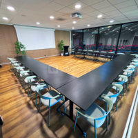 Salle 70m2 Redbull