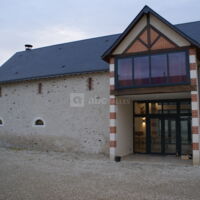 Pied Monant