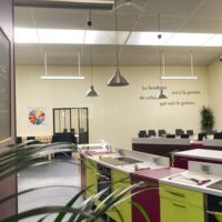 Vue sur Espace cuisine, dégustation et salle de réunion