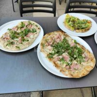 Tapas à partager, pins' maison