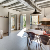 Supérieur 1 - Cour pavé