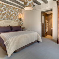 Supérieur 1 - Cour pavé