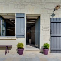 Supérieur 1 - Cour pavé