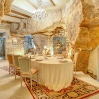 Salle troglodyte