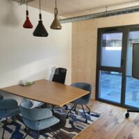 La Grange Business