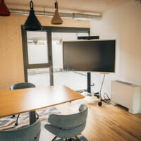 La Grange Business