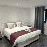 Hôtel Parc & Spa les Cigognes Albé