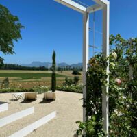 Le Pavillon, Très romantique, ce petit coin de paradis pour les amoureux qui désirent un maximum d'intimité pour savourer, depuis la terrasse, des soirées pleine lune !