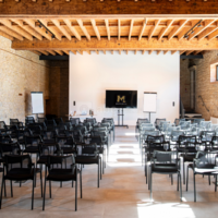 Grand espace de conférence et réception