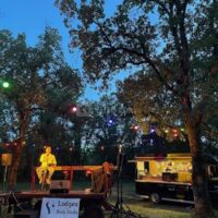 Concert & Food Truck