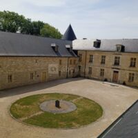 La cours du château