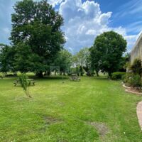 Jardin extérieur du coworking et des salles de réunion