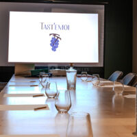 Tast'emoi