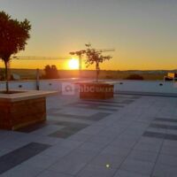 Rooftop au coucher de soleil