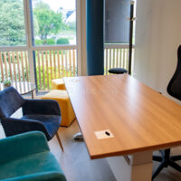 Bureau 8