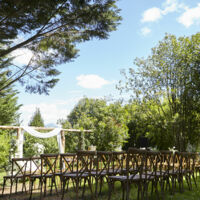 CEREMONIE DANS LE JARDIN