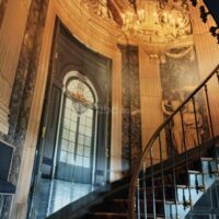 Le Palazzo Yes