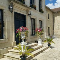 Le Palazzo Yes