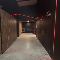 Couloir latéral accés salle AURA