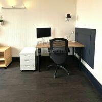 Bureau partagé_le petit bureau