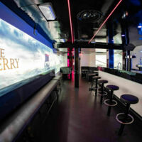 Entrée/ bar