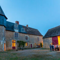 Le château et sa grange
