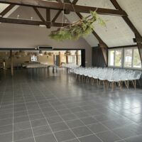 Les Roches