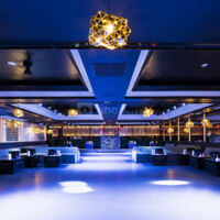 SALLE DE RECEPTION - LUMIERE BLANCHE