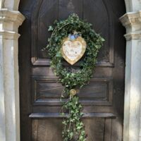 Entrée du Château de Montanges