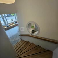 Escaliers intérieur espace lumen