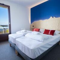Côté Lac Hostel