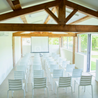Salle et chaises