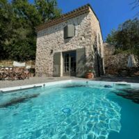 Piscine privative pour se rafraîchir
