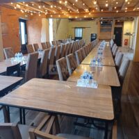 La Grange table en U pour 67 personnes