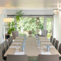 Salle Henri d'Orléans en pavé
