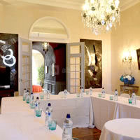 Réunion dans le Salon d'été