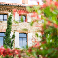 Les gîtes du Grand Belric depuis le Jardin méditerranéen