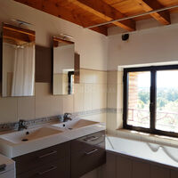 Salle de bains du gîte "Les Figuiers", Grand Belric