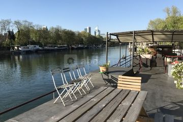 La petite péniche du 16ème