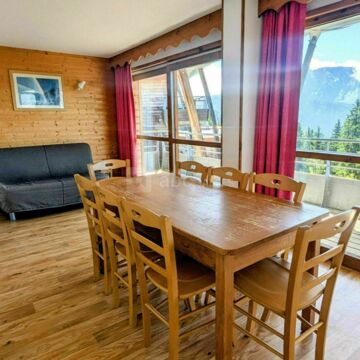 3 pièces 8 personnes