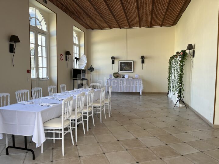 Petit Salon