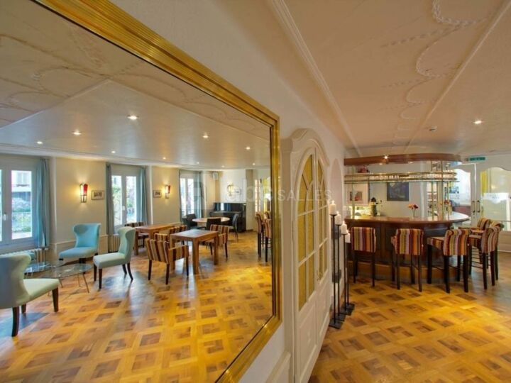 Salle Belle Epoque