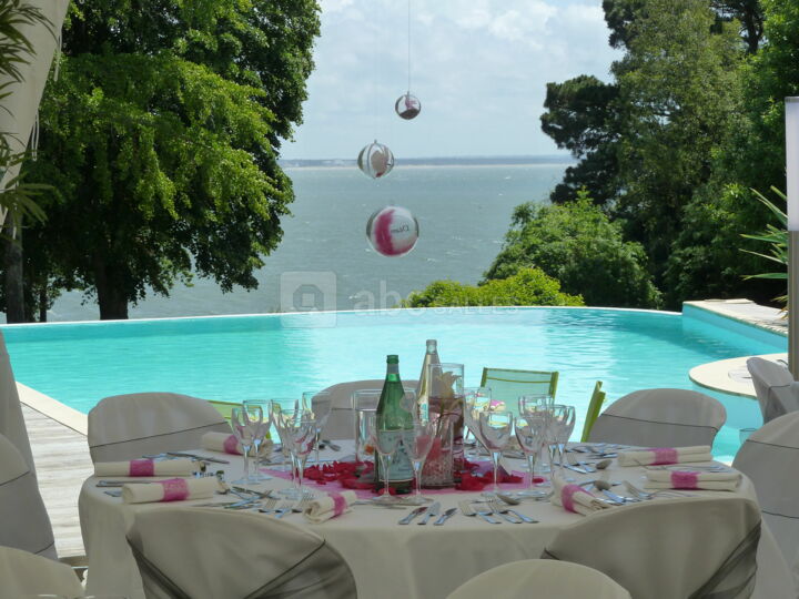 Terrasse RDC avec Piscine