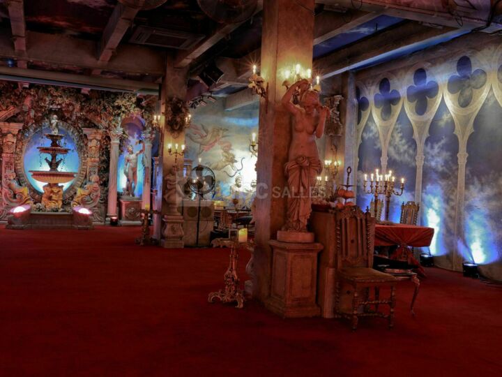 Loft Baroque au Frigos